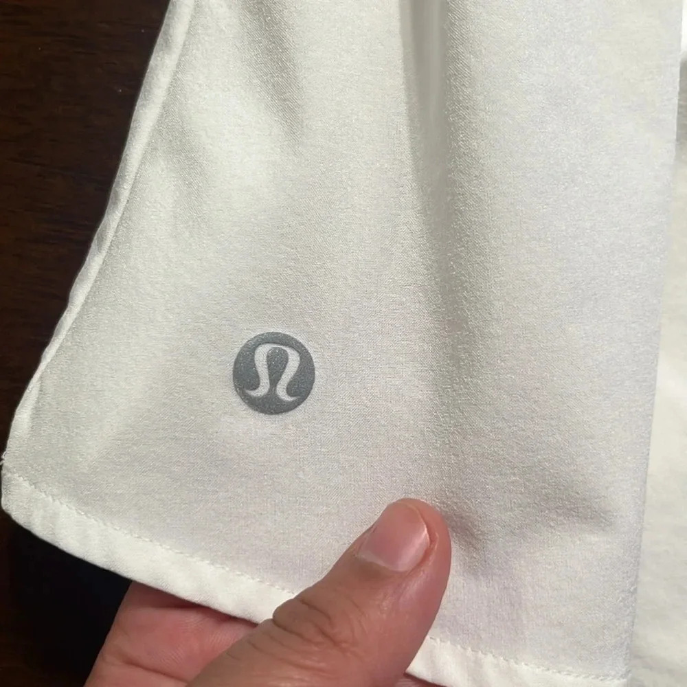 Lululemon women’s skirt - Picture 4 of 6